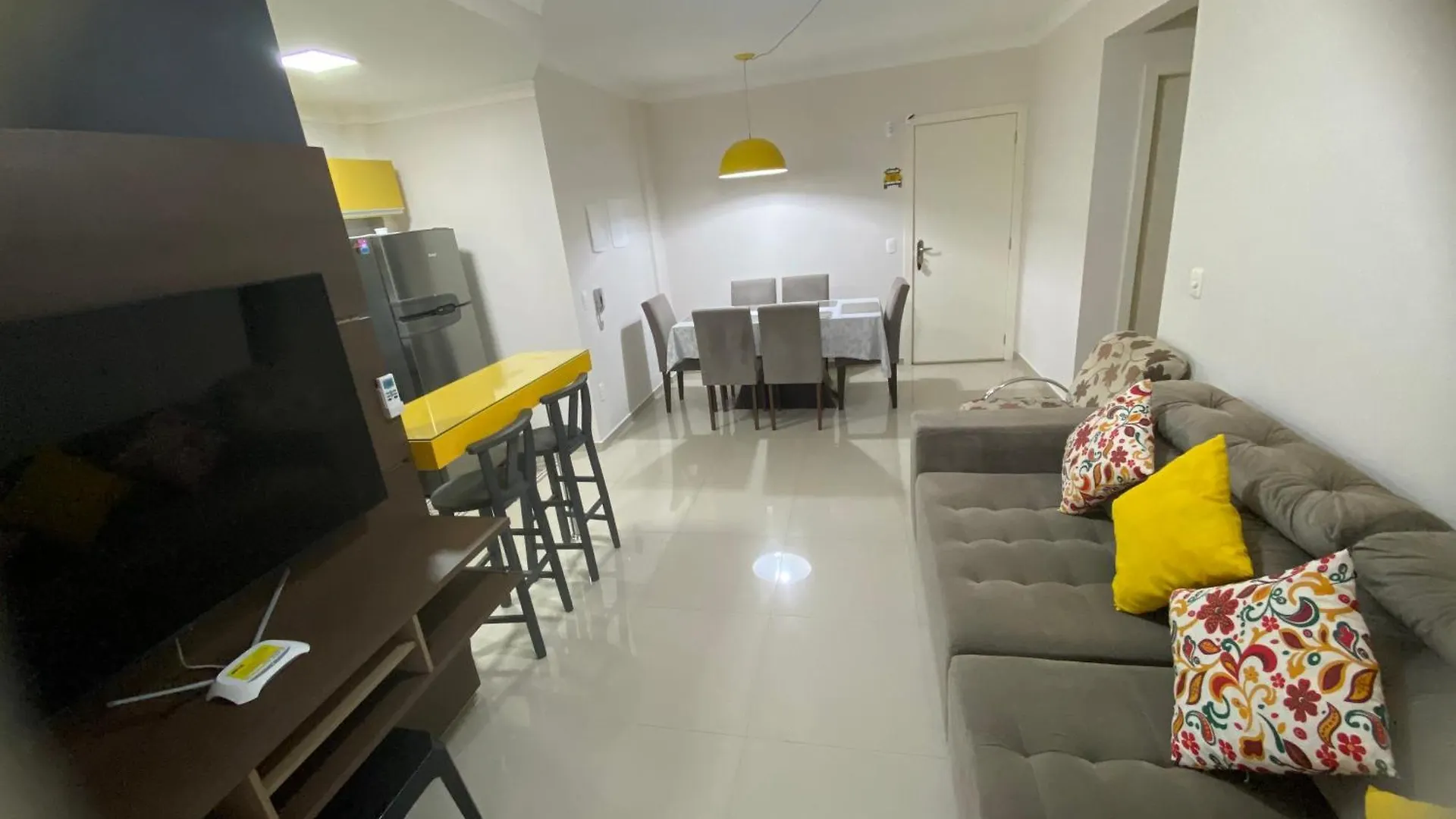 Daire Apartamento 6 Pessoas Em Bombas Bombinhas